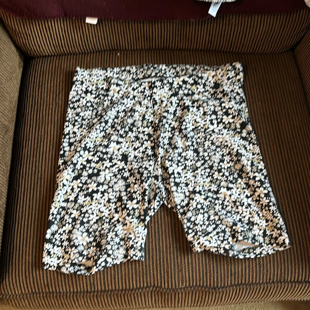 Old navy bike shorts